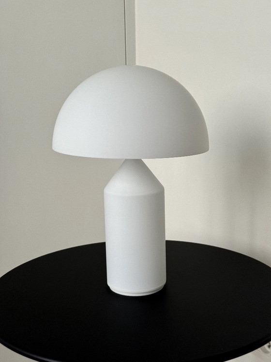 Image 1 of Lampada da tavolo Oluce Atollo (piccola) - Vetro bianco