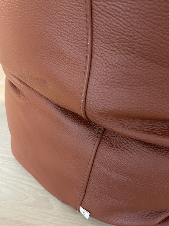 Image 1 of Puf Pode Boya