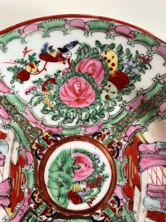 Antique Vintage Chinese Porcelain Plate Rose Medallion – Crockery (photo 8 of 20)