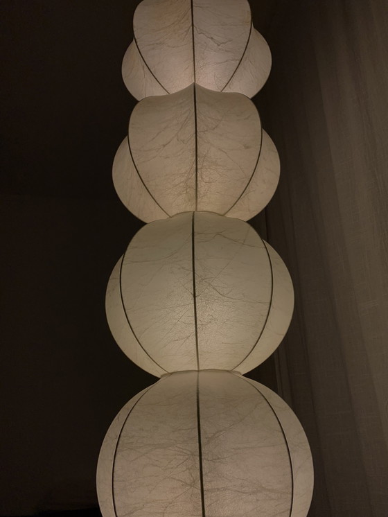 Image 1 of Lampada Cocoon