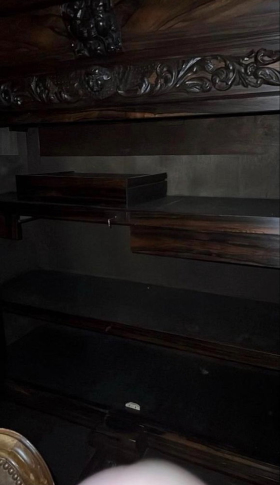 Image 1 of Kolommen kussenkast