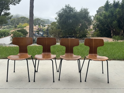 Set of 4 Arne Jacobsen 3103 "Hammer" Chairs — Fritz Hansen — 1960s – eetkamerstoelen, Wood