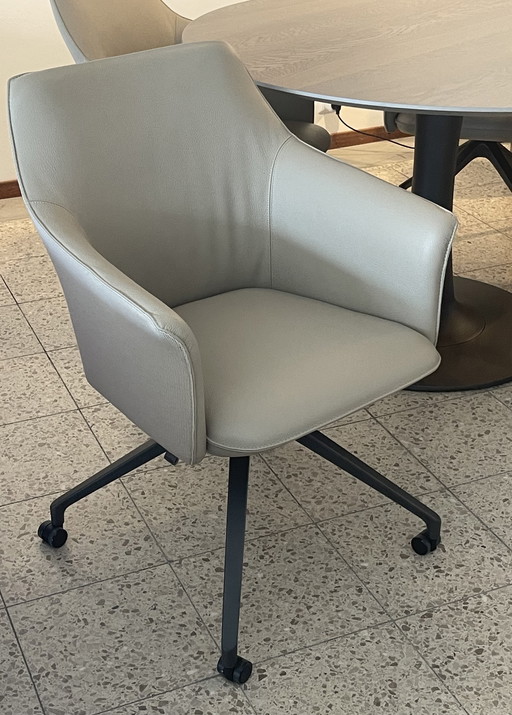4 chaises de salle à manger Leolux Mara Twist NEUF