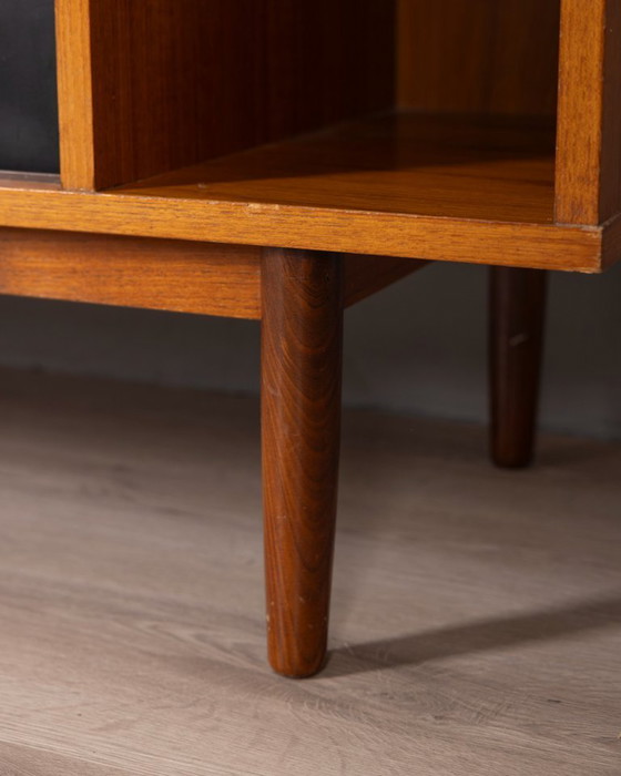 Image 1 of VINTAGE 1960S HIGHBOARD SIDEBOARD IN TEAK WOOD BY ITALIAN DESIGN