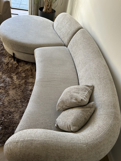 3-year-old sofa with round shapes