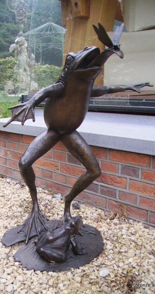 Bronze frog fountain with dragonfly
