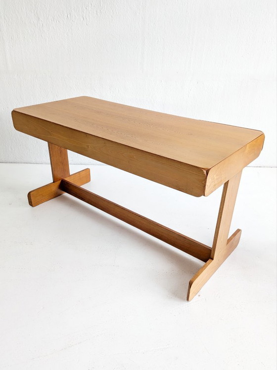 Image 1 of Escritorio y sillón a juego de mediados de siglo, diseñados por Derk Jan De Vries en la década de 1970.