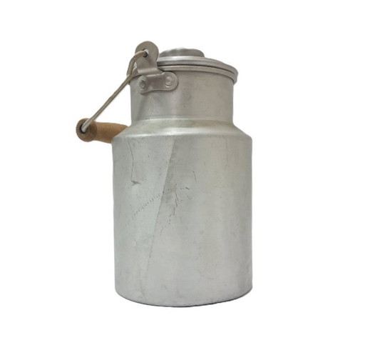 Bidone del latte in alluminio d'epoca, bollitore, pentola