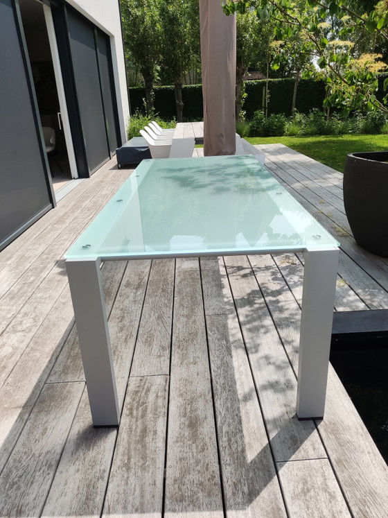 Design Tafel Arco Graphic 6 Personen – Eettafels, Glass, Aluminium (photo 4 of 5)