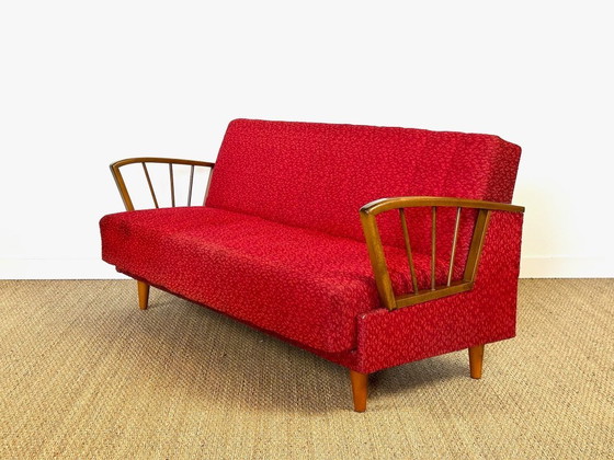 Image 1 of Vintage Scandinavische slaapbank van hout en stof, 1960