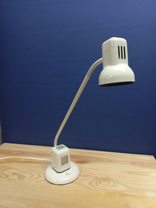 1X Vrieland Design Desk Lamp