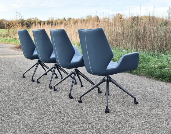 Image 1 of 4 Leolux Mime Twist