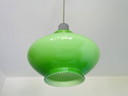 Lámpara colgante de cristal opalino verde Mid Century Modern Años 70