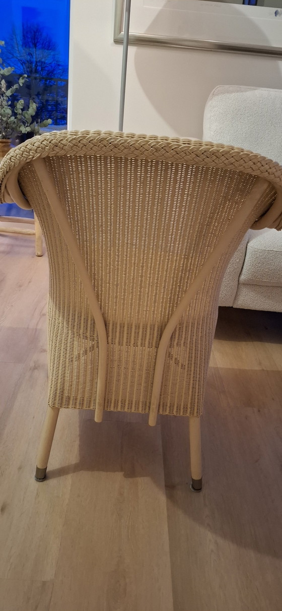 Image 1 of Essgruppe mit Tisch und 4 Lloyd Loom Stühlen