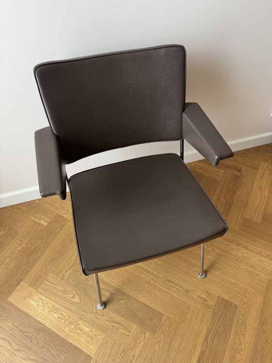 Image 1 of Gispen 1445 fauteuil bruin leer