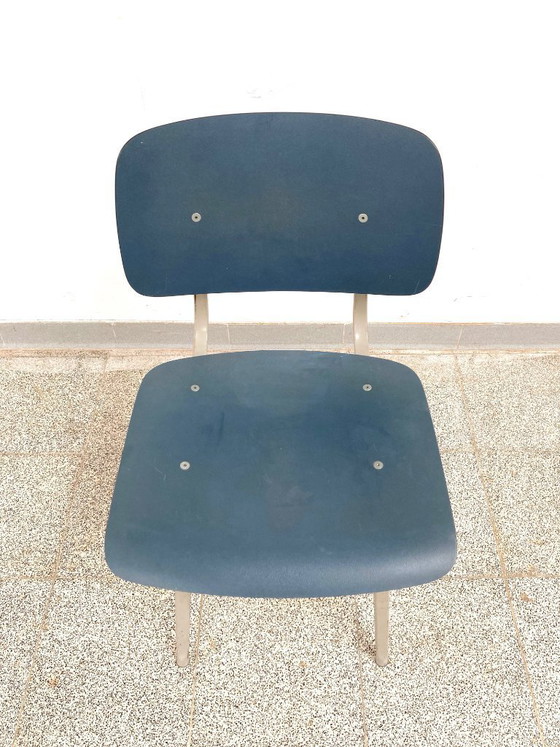 Image 1 of Vintage design Friso Kramer 'Revolt' stoel