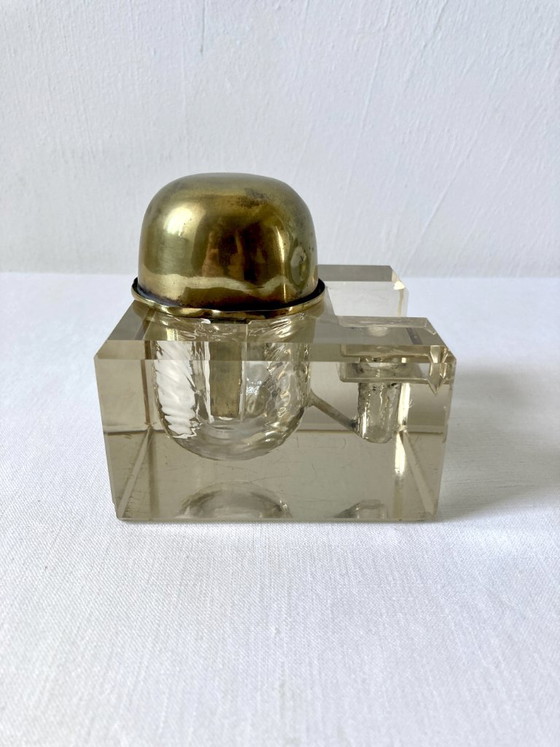 Desk Inkwell with Beveled Cut Glass Reservoir and Brass, circa 1900 – Decorative Objects (photo 3 of 18)