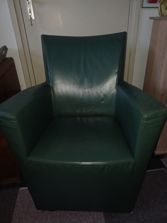 Image 1 of Montis Sting 4x