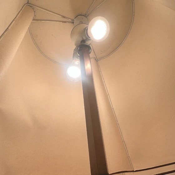 Image 1 of Impressionante lampada da terra Art Déco in ottone patinato