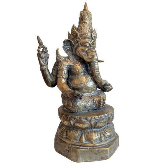 Ganesha con Buda coronado – bronce dorado antiguo, estilo jemer – lote 152 – Esculturas, Bronze (photo 2 of 10)