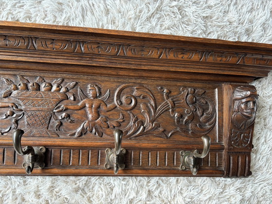 Antiker Eichenholz Neorenaissance Wandkleiderständer – Wood (photo 4 of 5)