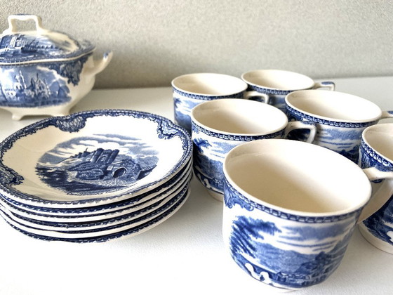 Image 1 of Vintage Johnson Brothers Bros Old Castles Blue Edit Set per tè e caffè