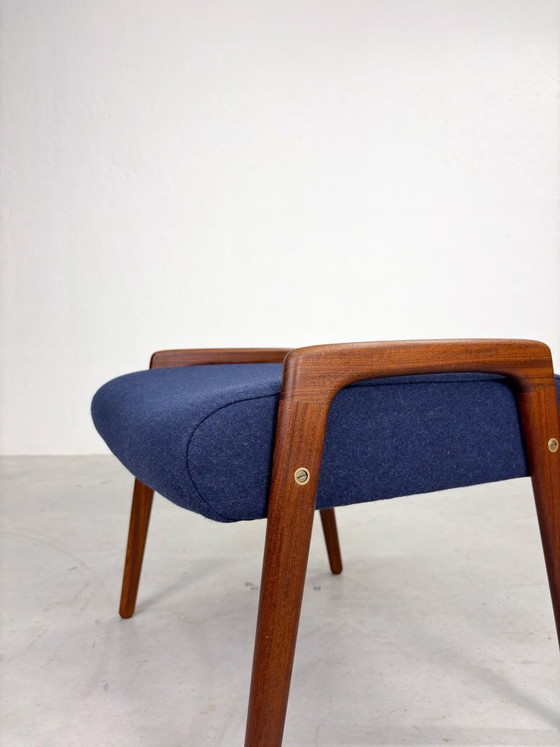 Sgabello Pastoe 'Ruster' di Yngve Ekström – Poggiapiedi e pouf, Wood (photo 4 of 13)