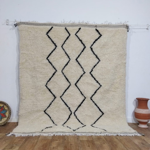 Handmade Beni Ouarain Carpet Of Wool - Tapis Beni Ouarain En Laine Fait Main