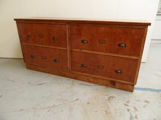 Image 1 of Armoire d'apothicaire vintage avec tiroirs