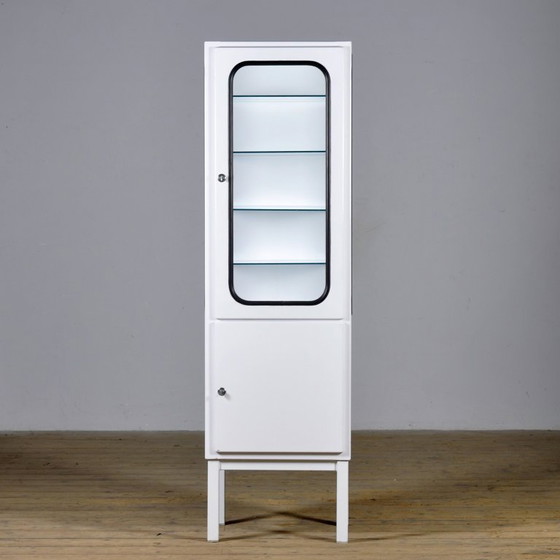 Image 1 of Armadietto medico d'epoca, anni '70