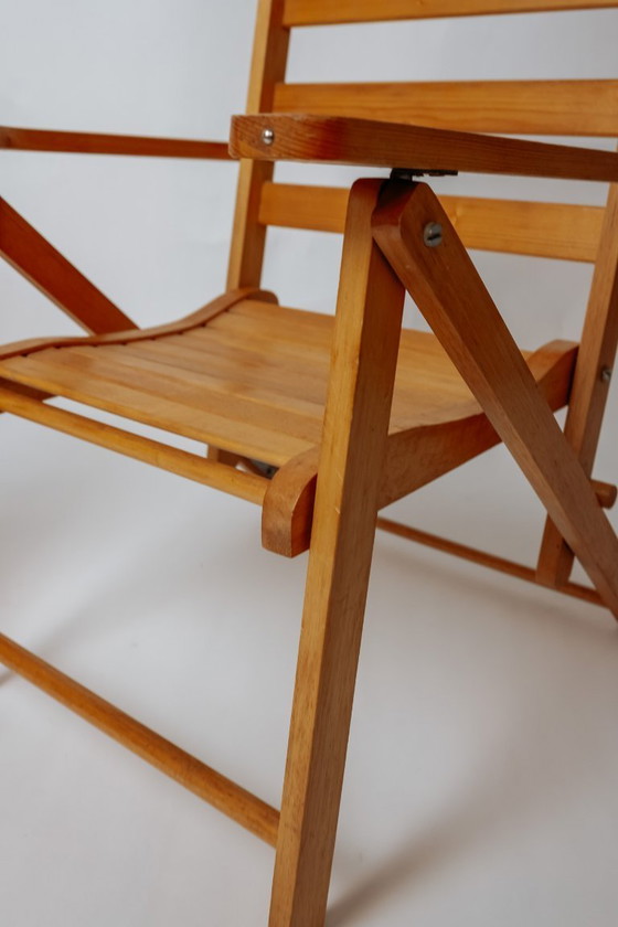 Image 1 of Ensemble de 2 chaises pliantes vintage en bois pour enfants
