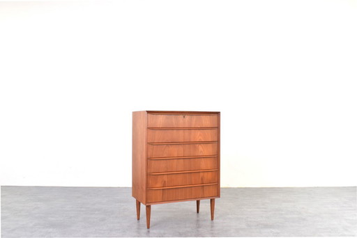 Deense teakhouten ladekast uit het midden van de 20e eeuw, jaren 60.