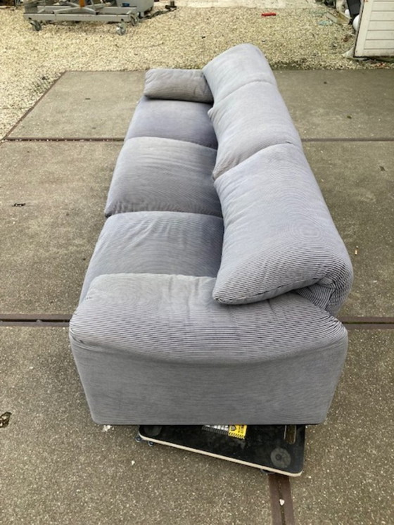 Image 1 of Divano Cassina Maralunga 3 posti, velluto bicolore nero/grigio