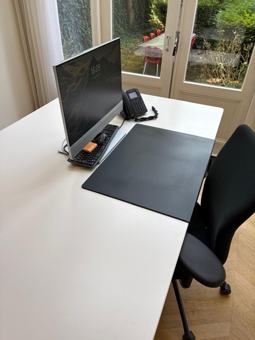 3 escritorios Vitra – bureau, Metal, Wood