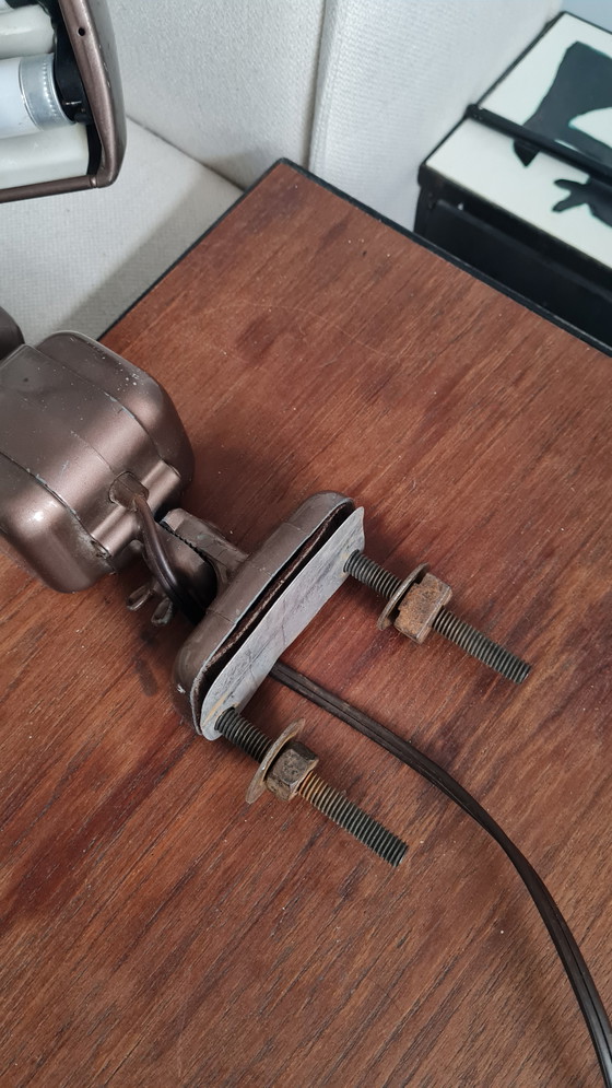 Image 1 of Dazor bronzefarbene Industrie-Arbeitsleuchte UL-2134