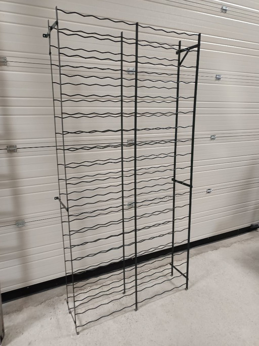 Large wine rack/bottle rack in metal 200 bottles
