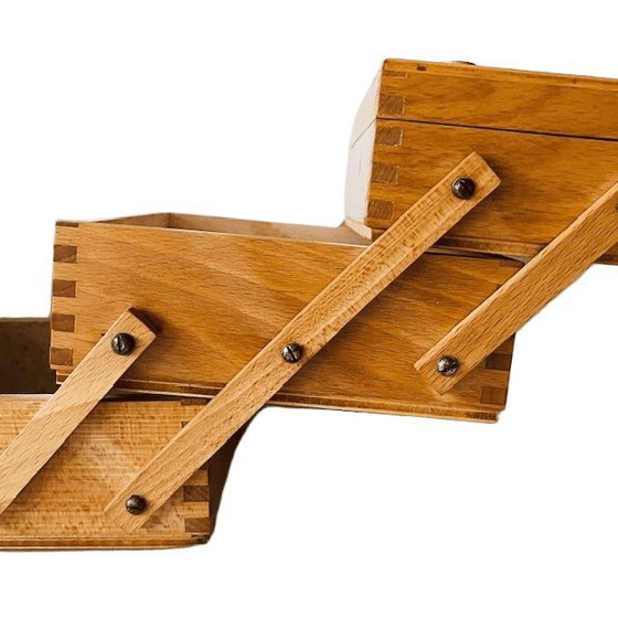 Image 1 of Scatola da cucito pieghevole in legno di metà secolo, scatola artigianale di design danese, anni '60