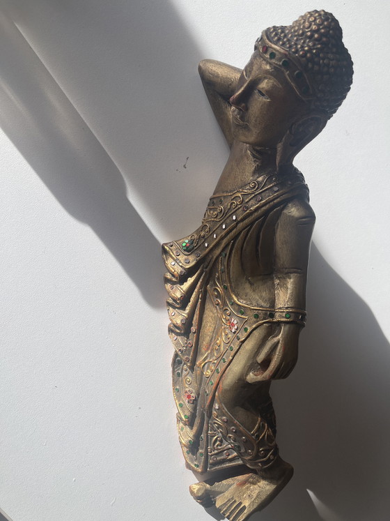 Image 1 of Statuette einer liegenden Frau