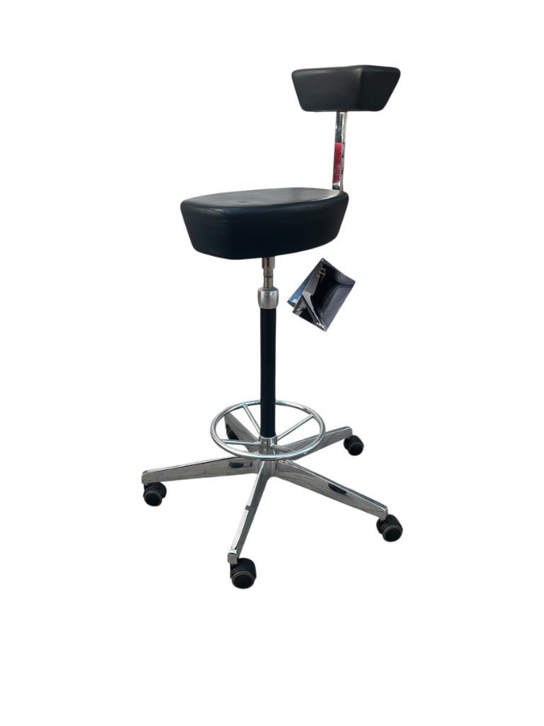 Barstool - architect chair by George Nelson for Vitra | €600 | Whoppah