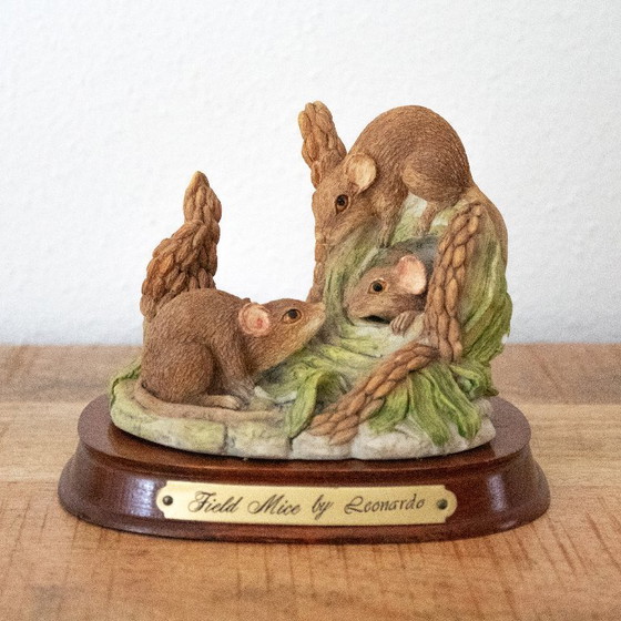 Image 1 of Vintage Leonardo Veldmuizen in Graan Beeldje, The Nature Studies Serie