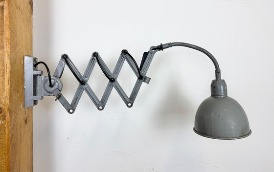 Image 1 of Grijze industriële schaarwandlamp van Elektroinstala, jaren 60