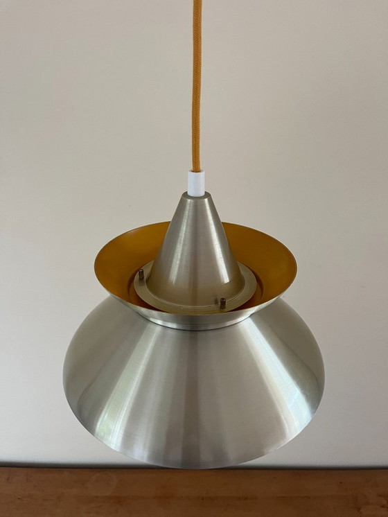 Image 1 of Suspension vintage danoise chromée/ocre - Lampe de style Doo Wop
