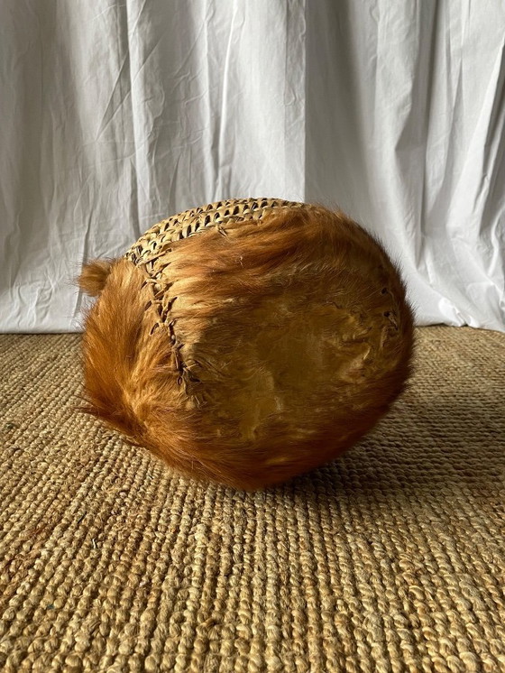 Image 1 of Antico cesto intrecciato a mano con manici in fibre naturali