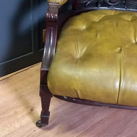 Image 1 of Sofá Chesterfield de dos plazas - Victoriano 1890-1910