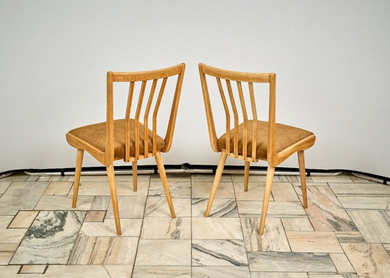 Image 1 of Set aus 2 Esszimmerstühlen, 1960er Jahre, Tschechoslowakei