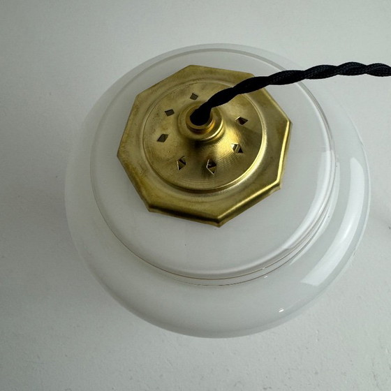 OLD LARGE OPALINE PENDANT LAMP 1970 VINTAGE – Glass (photo 5 of 8)
