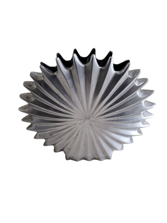 Image 1 of Vaso "Shell" in alluminio