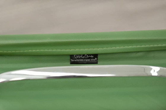 Image 1 of Vitra Ea 108 Drehstuhl