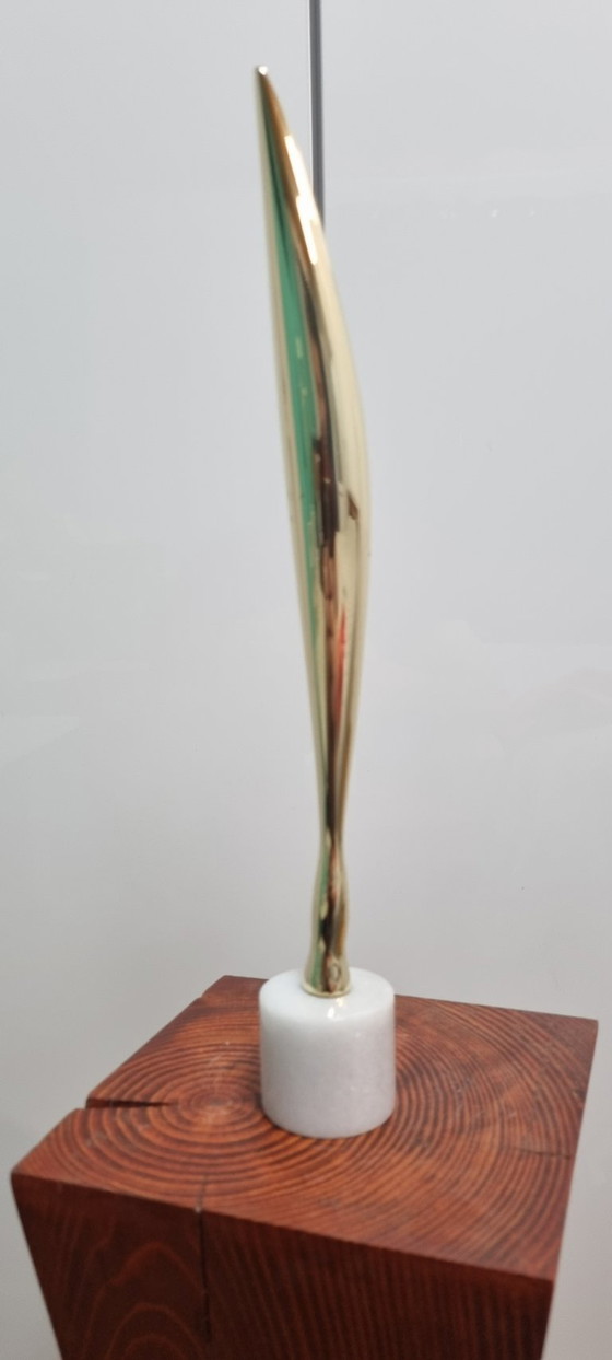 Image 1 of Wunderschöne Skulptur, inspiriert von Constantin Brancusi