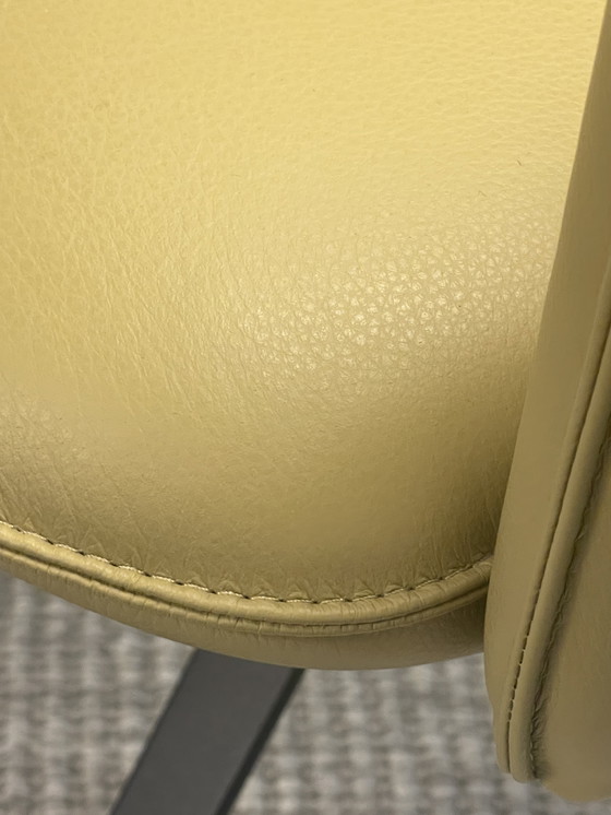 Image 1 of Leolux Mara draaistoel/ fauteuil Cruz NIEUW